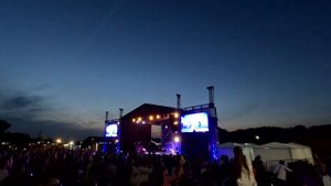 Вечерний фестиваль современного танца Город танцует в парках.На городской набережной Солнечногорска.