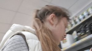 иду в магазин за продуктами.