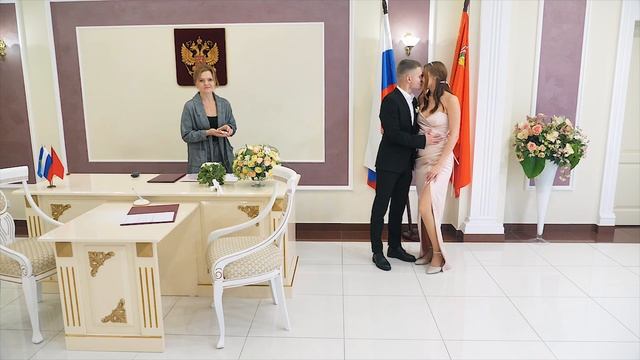 12.11 11.50 Денис и Елена смотреть онлайн