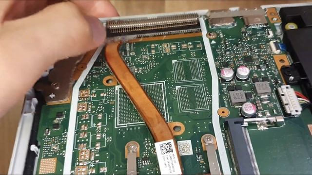 Разборка ноутбука ASUS X515EA-BQ311 Upgrade/Модернизация, добавл? смотреть онлайн