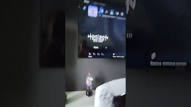 Что будет если вставить Диск от PS4 В PS5? смотреть онлайн