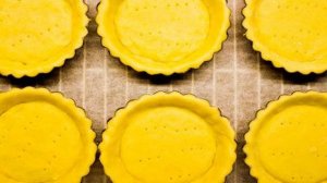 Апельсинно-лимонные ватрушки с изюмом