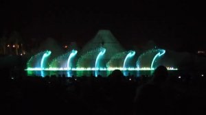 Шоу танцующих фонтанов. Кипр, 2013
