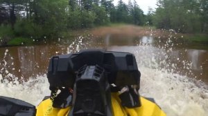 А так ли хорош BRP Renegade 1000 XMR в воде?