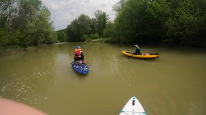 Сплав по горной реке Курджипс на сап-борде.