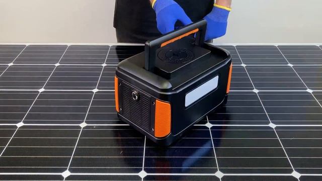 Портативная солнечная электростанция Sunways J300 смотреть онлайн