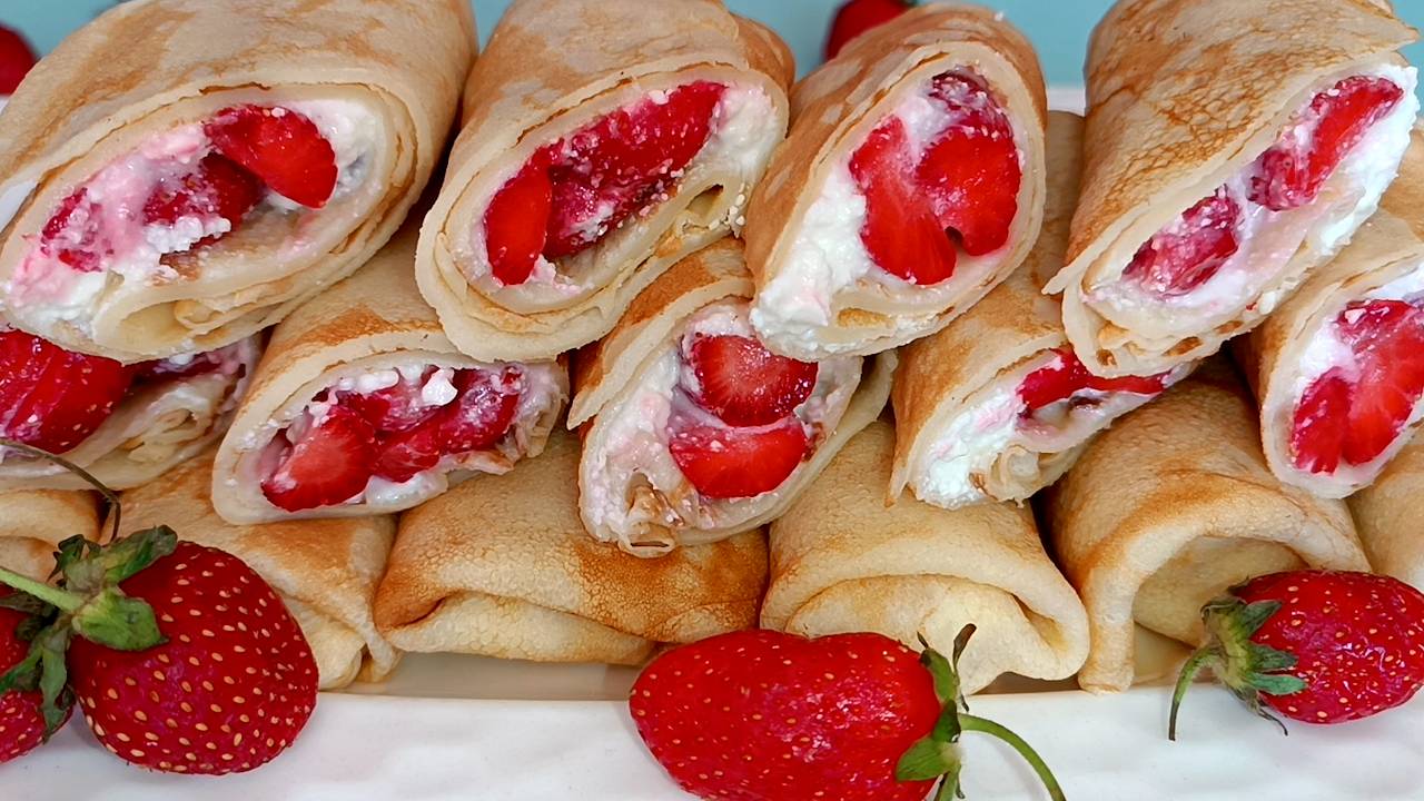 📌 Блины с клубнично-творожной начинкой. Классное летнее угощение