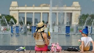 Небывалая жара обрушится на москвичей с первого рабочего дня недели