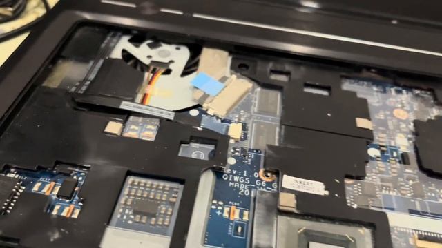 LENOVO G580. UPGRADE to the maximum. Разбор и чистка смотреть онлайн