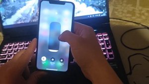 Я пользовался две недели iphone xs max в 2025