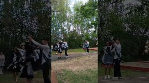 Баймаҡ районы Ҡолсора ауылы мәктәбенең сығарылыш уҡыусылары бейей