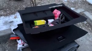 Меняю аккумулятор на мерседес w222 не смотря на то, что о