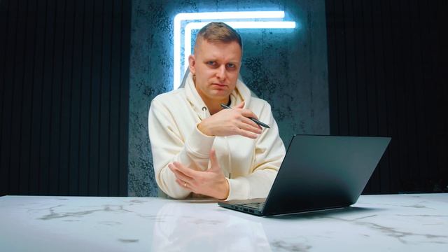 Вот какие детали для ПК люди РЕАЛЬНО КУПИЛИ в 2024 году! смотреть онлайн