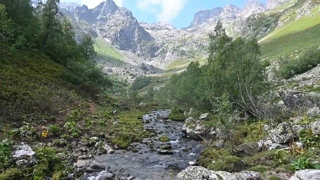 Архыз.  Озеро Нижняя Запятая.  Август 2024 год. смотреть онлайн