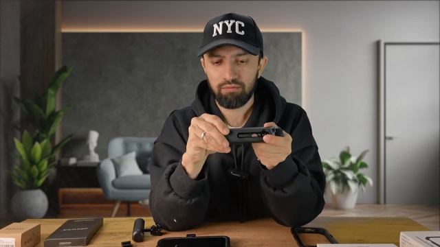 SmallRig vs Neewer Выбираем лучшую клетку Для iPhone 15 Pro/Max Videography смотреть онлайн