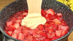 Знаменитый клубничный торт без духовщ за 5 минут! Всего одно яйцо! 🍓🍓❤