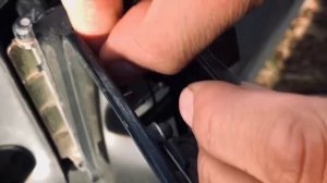 Как открыть любую дверь когда аккумулятор съел. Mercedes Be