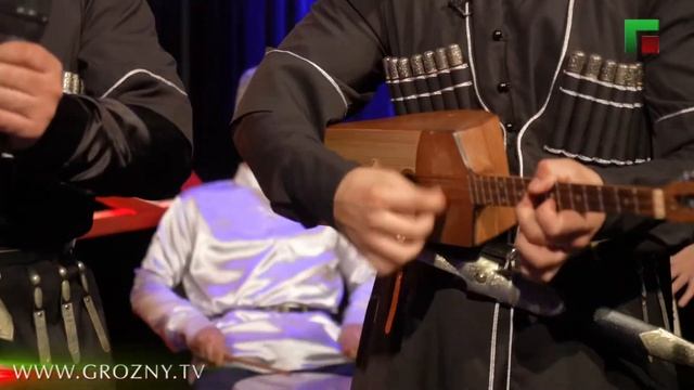 Чеченская песня ставшая хитом в интернете за последни