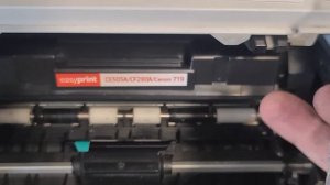 HP LaserJet P2055 не пропечатывает середину.смазывается печа?