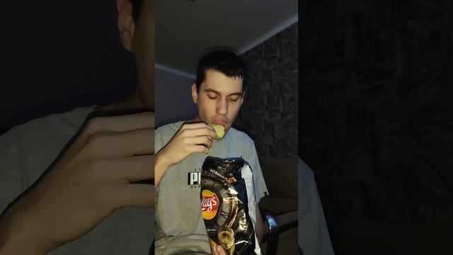 пробуем игристые чипсы смотреть онлайн