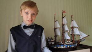 Юрий Левитанский
"Снегом времени вас заносит-все больше белеем..."