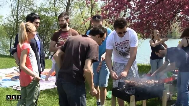 Русский шашлык в Турине Италии.NET смотреть онлайн