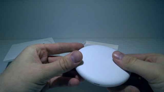 Обзор Mi Wireless Charger смотреть онлайн