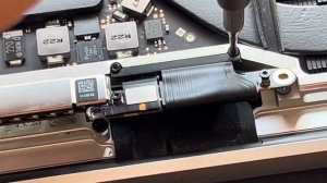 MacBook Pro ремонт flexgate