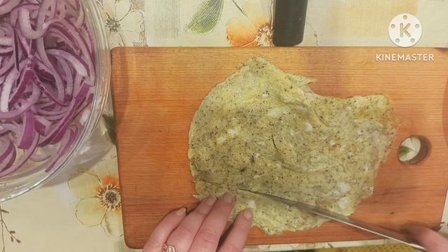 Мясной сытный и вкусный салат на каждый день. смотреть онлайн