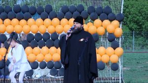 Фрагмент концерта в День Победы.