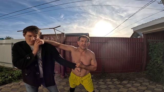 Как вырубить с одного удара. Запрещенное действие во м смотреть онлайн