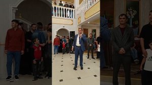 Чамшеди халим дар Екатеринбург туида мардума аи ханда