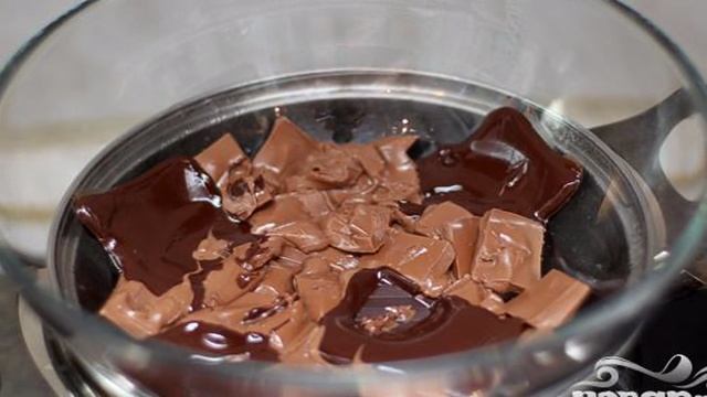 Апельсиновое желе с шоколадным муссом