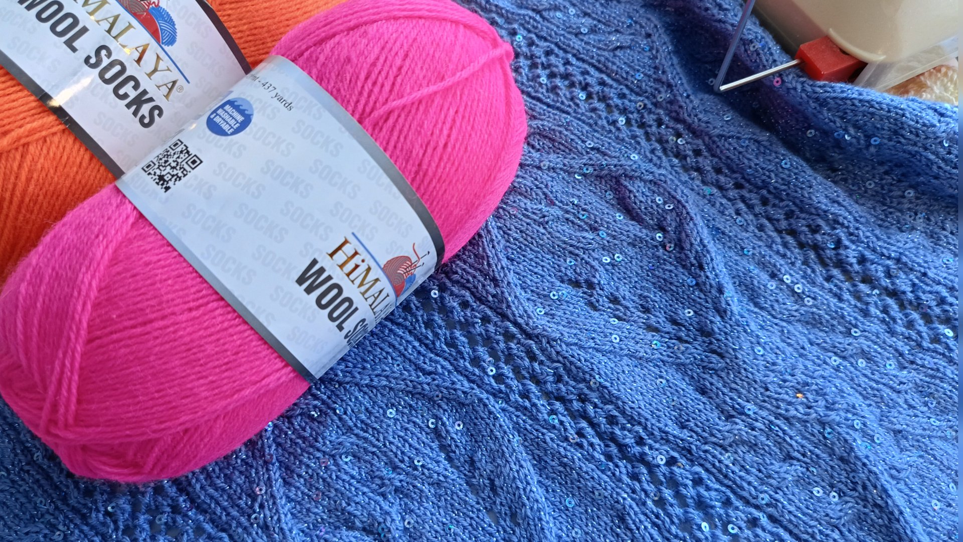 Джемпер готов из Шотландского твида 🧶 Взяла долговяз🥰 смотреть онлайн