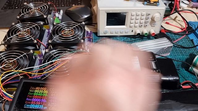 Тест навантаження 40А molicel p42a 6s2p акб фпв. смотреть онлайн