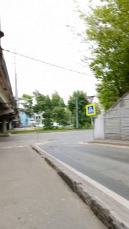 Проезд под мостом