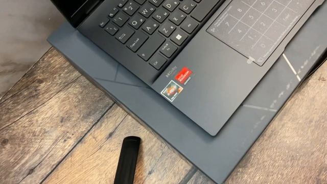 Распаковка 13.04.24 Asus Zenbook um3402ya смотреть онлайн
