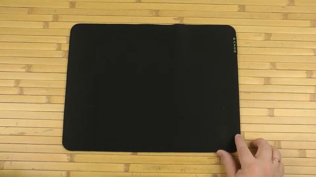 Распаковка Razer Gigantus V2 M Speed/Control (RZ02-03330200-R3M1)