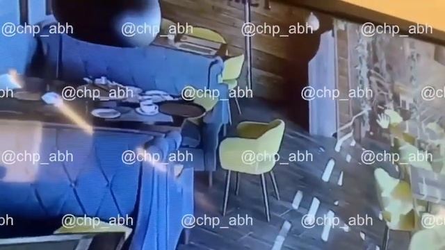 Подробности инцидента в кафе «Бисквит» в Сухуми 11 янв? смотреть онлайн