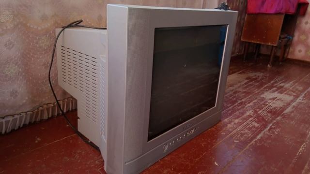 Подскажите, пожалуйста, модель этого телевизора? смотреть онлайн