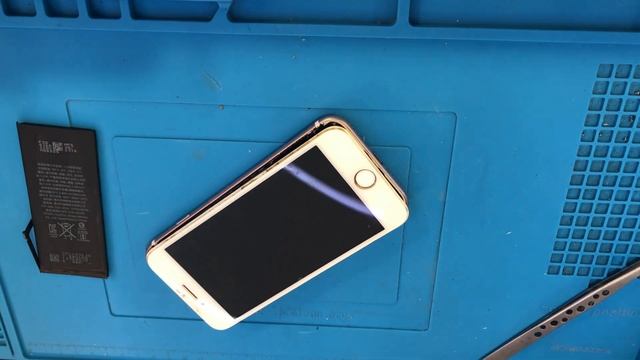 Шустрая замена аккумулятора iPhone 7 #apple #iPhone #shorts #recommended смотреть онлайн