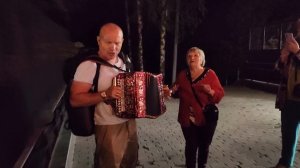 Измайловский пяточок, гармонист Николай Кадушкин