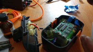 Замена БМС на аккумуляторе. Серия №1