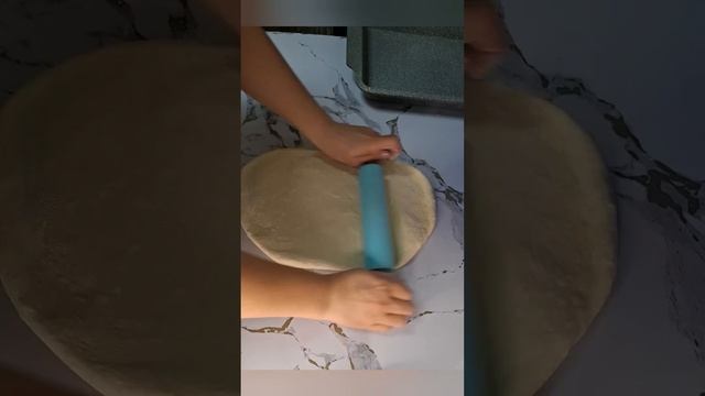 Этот Пирог просто находка для хозяюшек.Готовится прощ