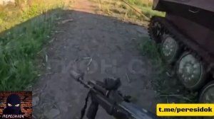 Повезло. Вражеский дрон атаковал наших бойцов где-то на дорогах СВО