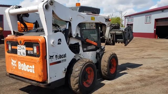 Аренда мини погрузчика Bobcat с фрезой
