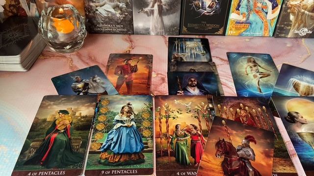 Он срочно хочет поговорить с Тобой🔆Таро расклад