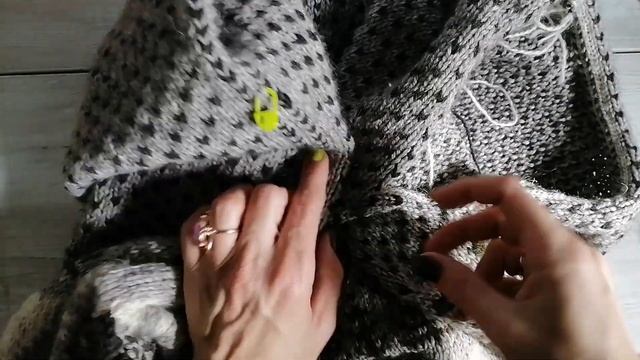 Жилетка для мужа готова! Разрезной жаккард. #вязание смотреть онлайн