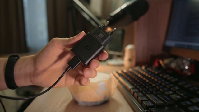 Распаковка умной колонки Яндекс Лайт с ИИ: Первые впеч смотреть онлайн