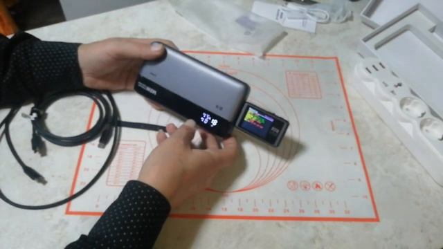 Повербанк 145 Вт с быстрой зарядкой. смотреть онлайн